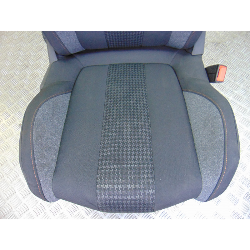 5 ASIENTOS JUEGO ASIENTOS COMPLETO PEUGEOT 5008