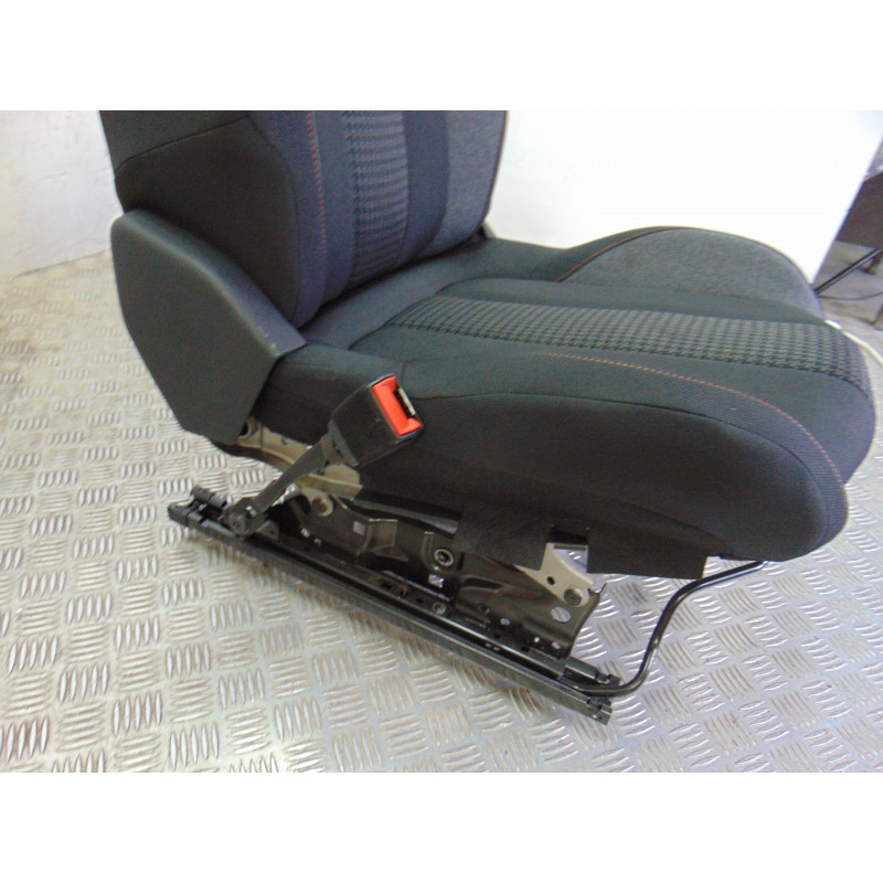 5 ASIENTOS JUEGO ASIENTOS COMPLETO PEUGEOT 5008