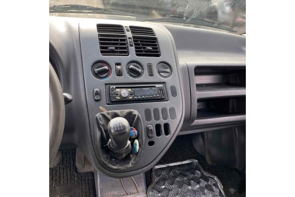 MERCEDES-BENZ VITO MARCO POLO (638) 112 CDI