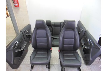JUEGO ASIENTOS COMPLETO MERCEDES-BENZ CLASE CLA (BM 117)