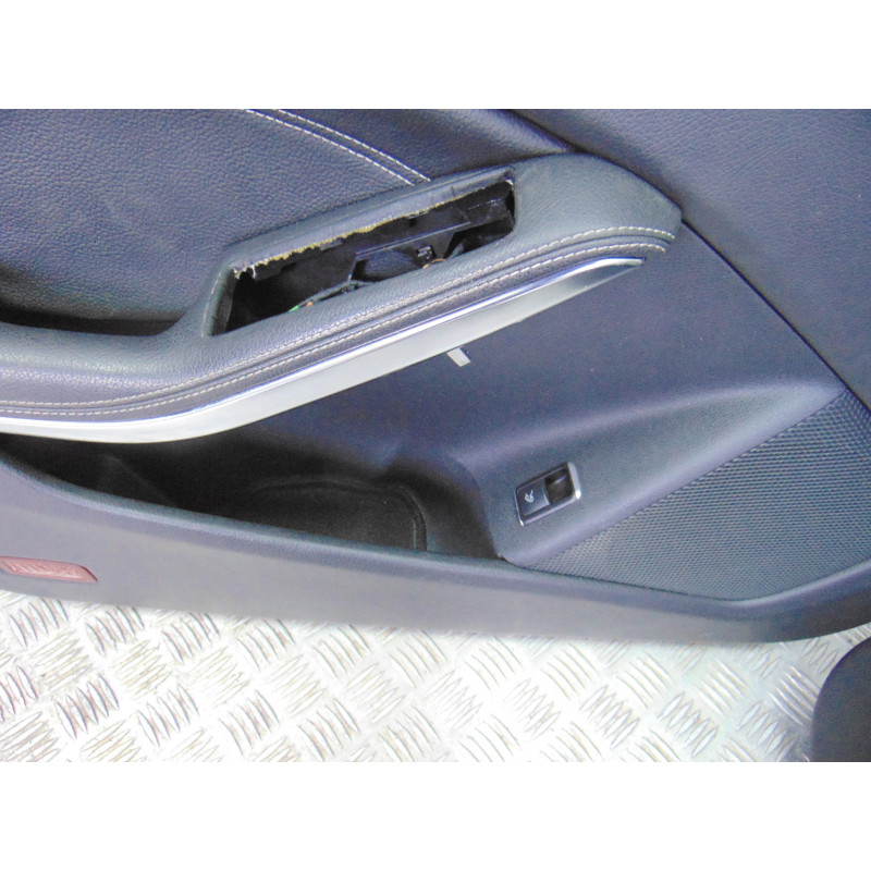 JUEGO ASIENTOS COMPLETO MERCEDES-BENZ CLASE CLA (BM 117)