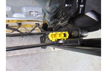 JUEGO ASIENTOS COMPLETO MERCEDES-BENZ CLASE CLA (BM 117)