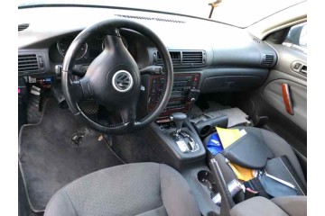 VOLKSWAGEN PASSAT VARIANT (3B6) Advance