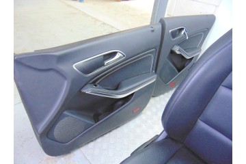 JUEGO ASIENTOS COMPLETO MERCEDES-BENZ CLASE CLA (BM 117)
