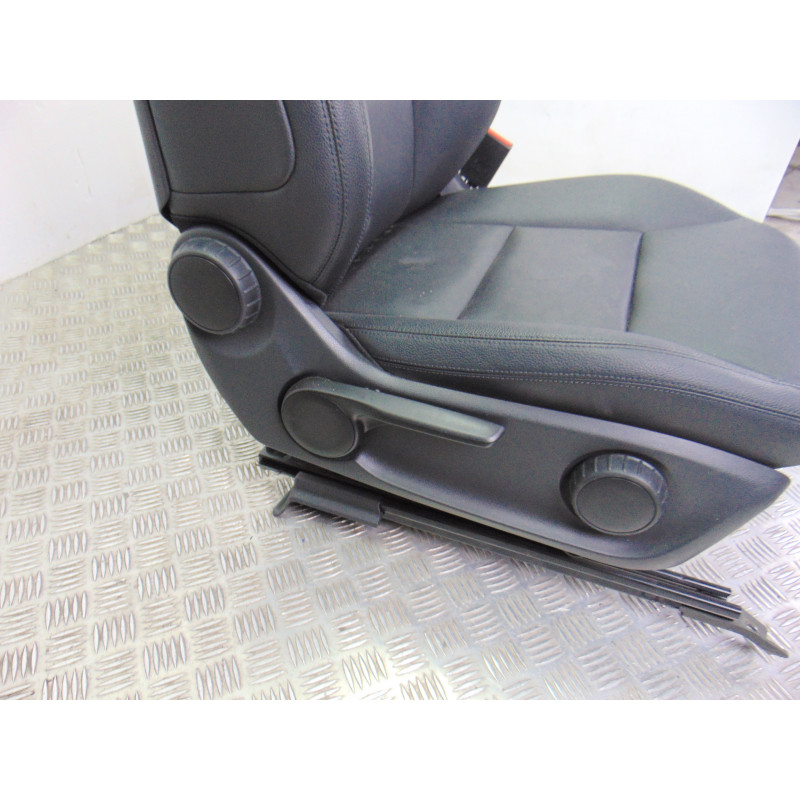 JUEGO ASIENTOS COMPLETO MERCEDES-BENZ CLASE CLA (BM 117)