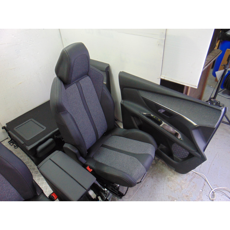 JUEGO ASIENTOS COMPLETO PEUGEOT 3008