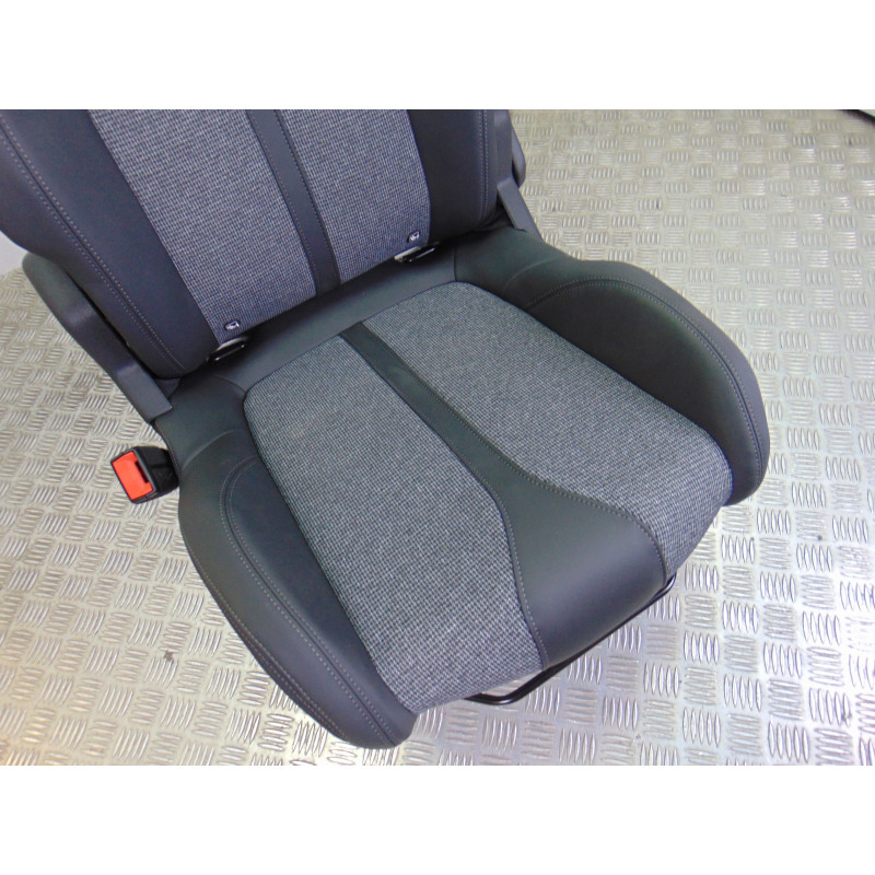 JUEGO ASIENTOS COMPLETO PEUGEOT 3008