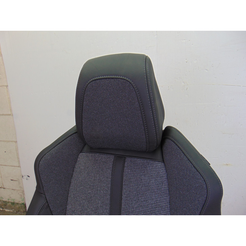 JUEGO ASIENTOS COMPLETO PEUGEOT 3008