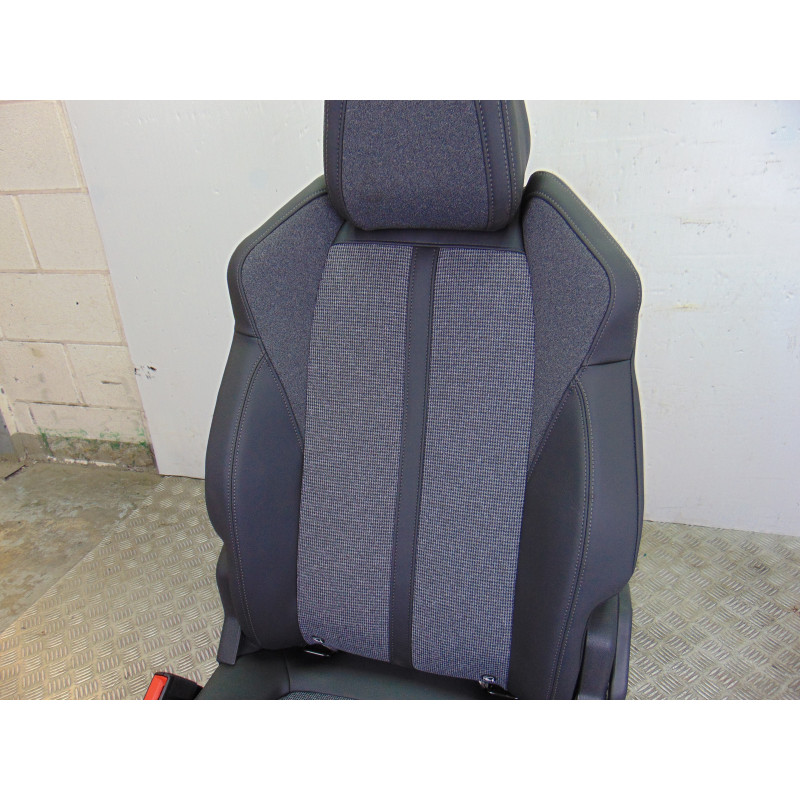 JUEGO ASIENTOS COMPLETO PEUGEOT 3008