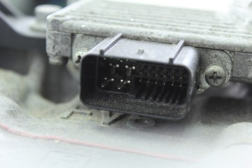 1285117 CAJA CAMBIOS VOLVO V50 FAMILIAR D4 Kinetic 2011 1285117 197338 VOLVO - 3