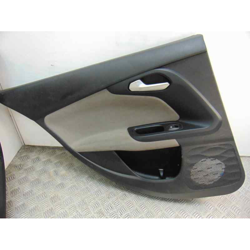 JUEGO ASIENTOS COMPLETO FIAT II TIPO (357) HATCHBACK