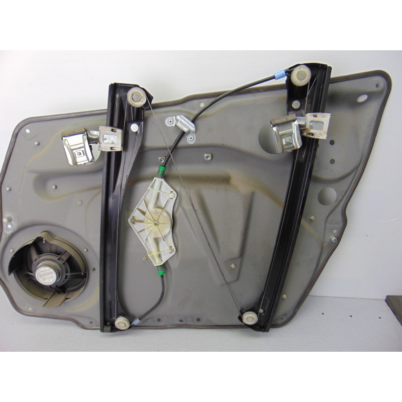 A1697202979 ELEVALUNAS DELANTERO IZQUIERDO MERCEDES-BENZ CLASE A (BM 169)