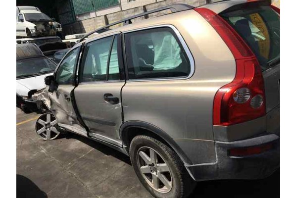 VOLVO XC90 D5
