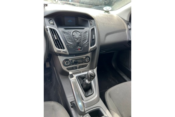 FORD FOCUS BERLINA (CB8) Trend