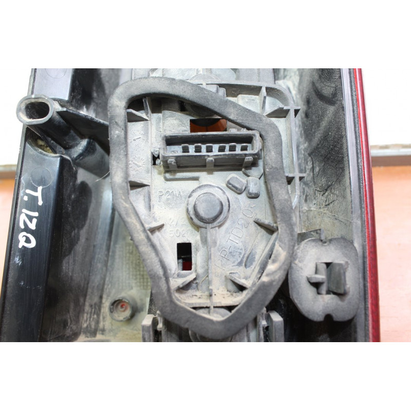 PILOTO TRASERO IZQUIERDO PEUGEOT PARTNER (S1)(07.1996)