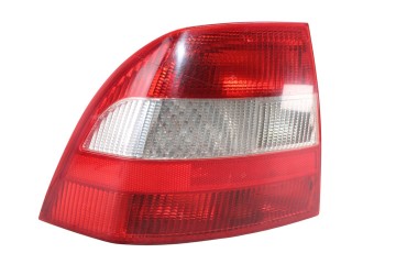 PILOTO TRASERO IZQUIERDO OPEL VECTRA B BERLINA