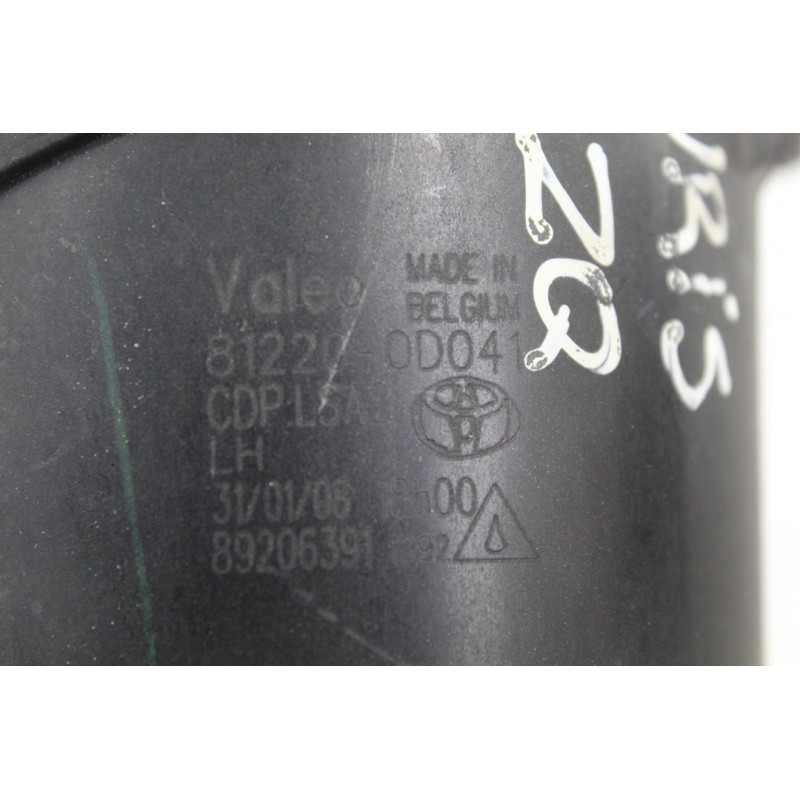 81220-0D041 FARO ANTINIEBLA IZQUIERDO TOYOTA AURIS (E15)