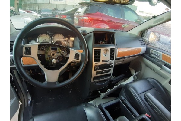 CHRYSLER GRAND VOYAGER (RT) Limited