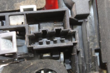  PILOTO TRASERO DERECHO INTERIOR VOLKSWAGEN TOUAREG (7LA) TDI V10 175273 VOLKSWAGEN - 4