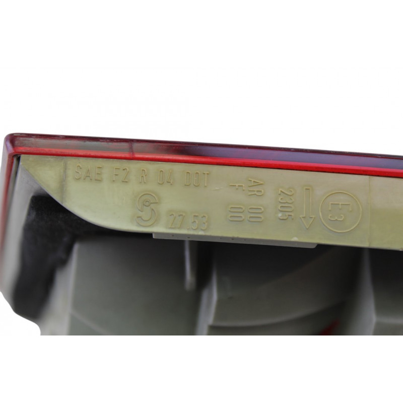 PILOTO TRASERO DERECHO INTERIOR MERCEDES-BENZ CLASE B (BM 245)