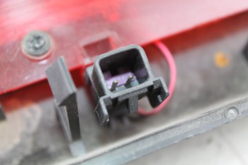 96830999 LUZ CENTRAL DE FRENO CHEVROLET AVEO HATCHBACK LT 2012 96830999 189199 CHEVROLET - 2