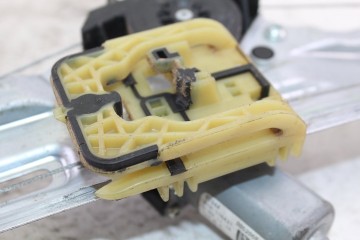 2 PIN ELEVALUNAS TRASERO DERECHO FIAT II TIPO (356) BERLINA Easy 2016 2 PIN 213319 FIAT - 2