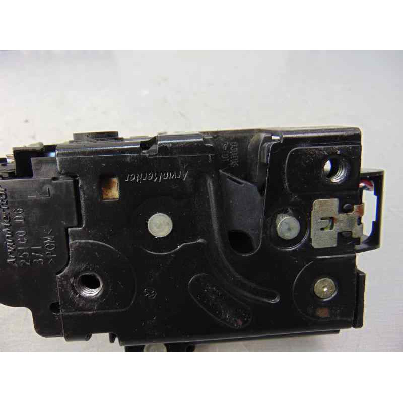 7L0839015  CERRADURA PUERTA TRASERA IZQUIERDA SKODA OCTAVIA COMBI (1Z5) Elegance 2006 7L0839015 177572 SKODA - 1