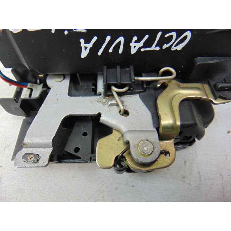 7L0839015  CERRADURA PUERTA TRASERA IZQUIERDA SKODA OCTAVIA COMBI (1Z5) Elegance 2006 7L0839015 177572 SKODA - 4