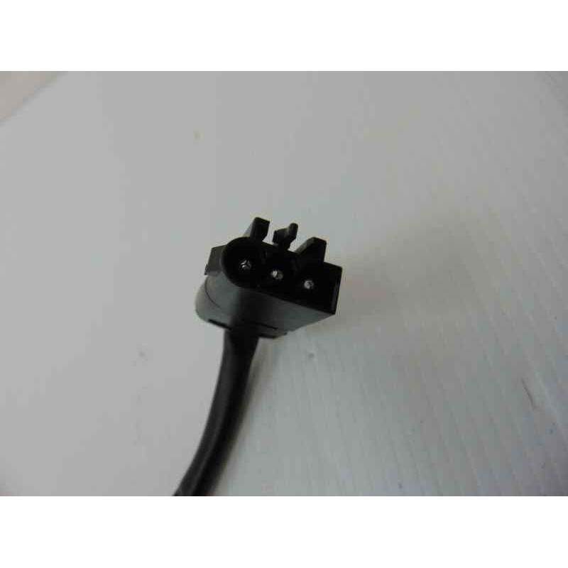 8362371  CERRADURA MALETERO / PORTON BMW SERIE 5 TOURING (E39) 520i 2000 8362371 187964 BMW - 2