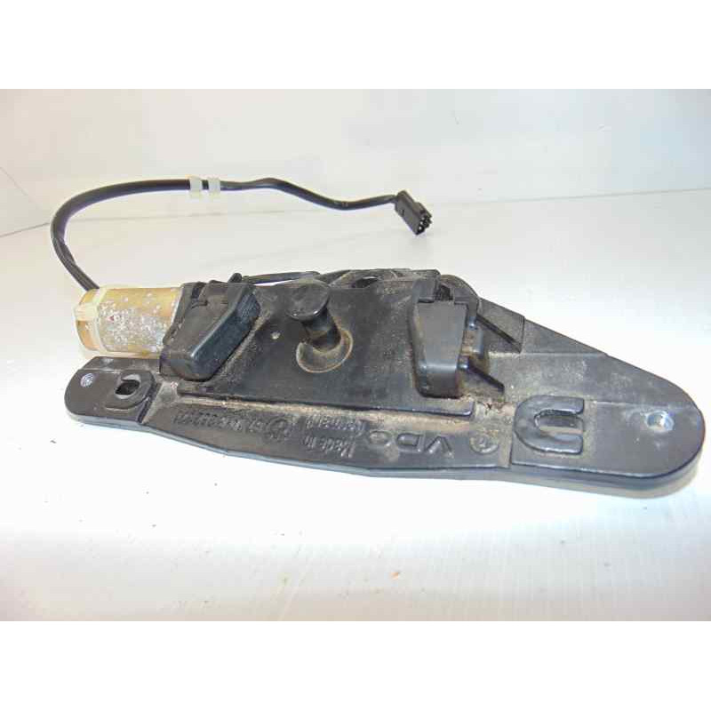 8362371  CERRADURA MALETERO / PORTON BMW SERIE 5 TOURING (E39) 520i 2000 8362371 187964 BMW - 3