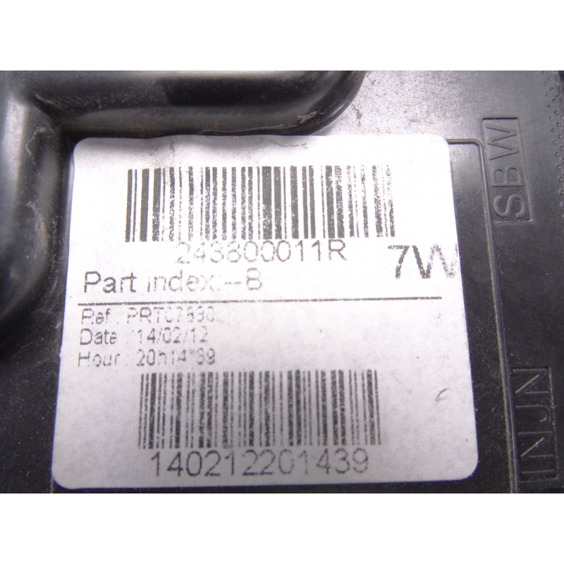 243800011R CAJA RELES / FUSIBLES RENAULT MEGANE III COUPE Dynamique 2012 243800011R 211124 RENAULT - 2