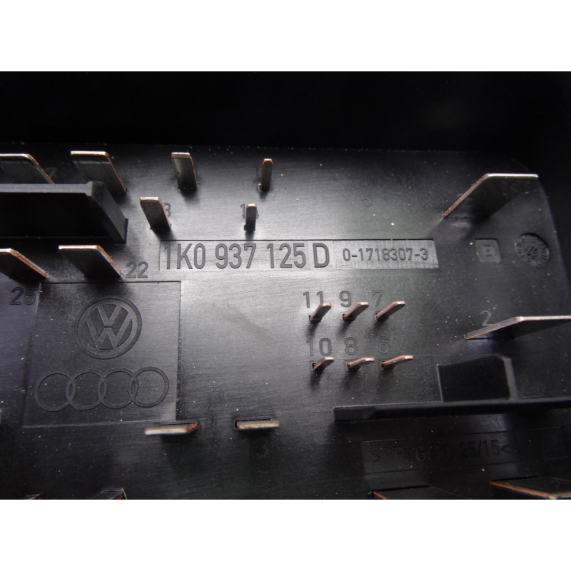 1K0937125D CAJA RELES / FUSIBLES SKODA OCTAVIA COMBI (1Z5) Ambition 2012 1K0937125D 208120 SKODA - 2