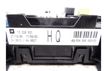 13220831  CAJA RELES / FUSIBLES OPEL ASTRA H TWIN TOP Enjoy 2006 13220831 211463 OPEL - 2