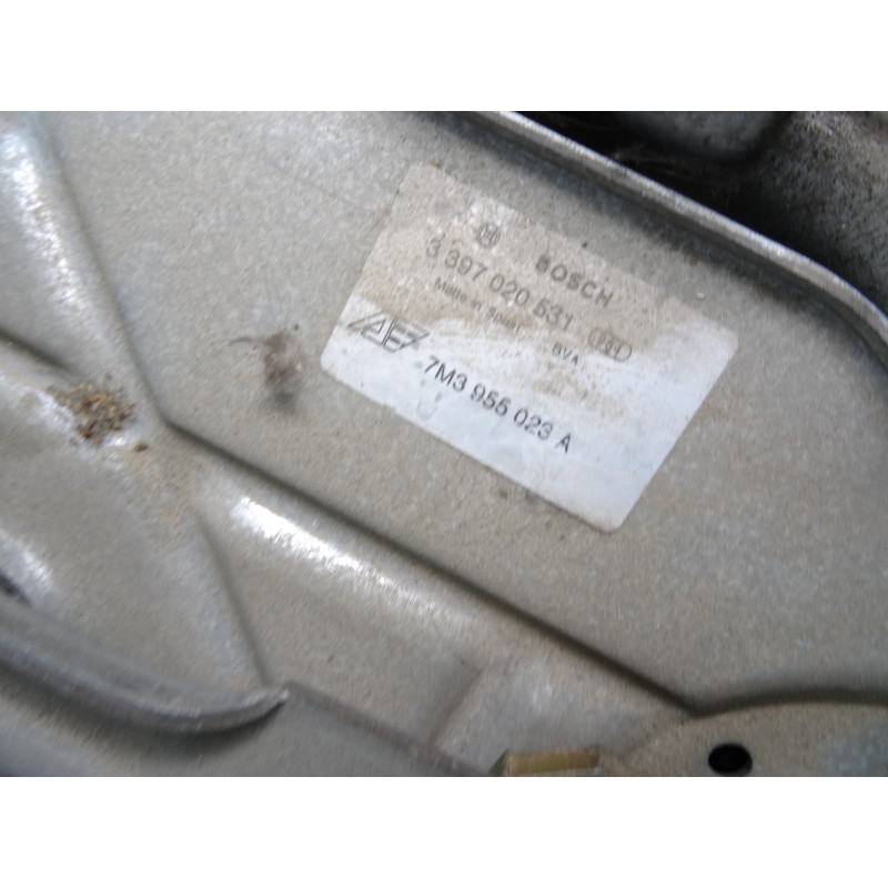 7M3955023A  MOTOR LIMPIA DELANTERO FORD GALAXY (VY) Ghia 2003 7M3955023A 208048 FORD - 3