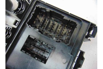 J7BT-14D068-BB CAJA RELES / FUSIBLES FORD KA+ (CDU)