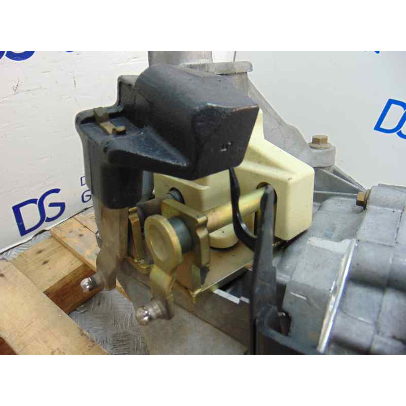 YS4R-7002-MA CAJA CAMBIOS FORD FOCUS BERLINA (CAK) Ambiente 2000 YS4R-7002-MA 174863 FORD - 2