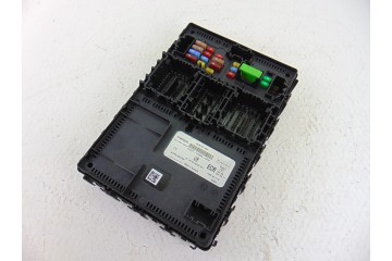 HU5T-15604-ECR CAJA RELES / FUSIBLES FORD ECOSPORT (CR6) Trend 2018 HU5T-15604-ECR 204854 FORD - 1