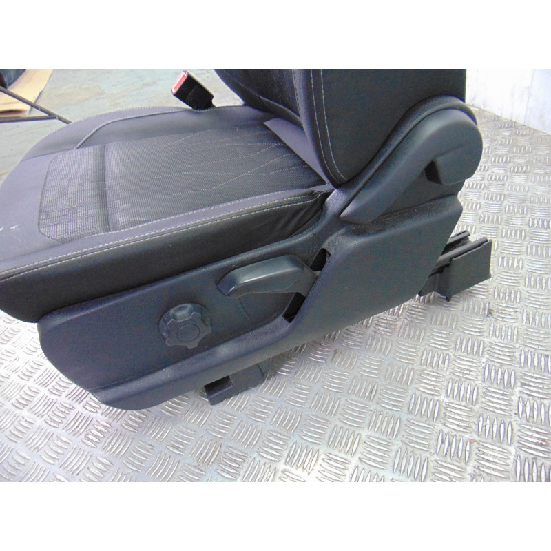  JUEGO ASIENTOS COMPLETO FORD ECOSPORT (CR6) Trend 2018 204832 FORD - 9