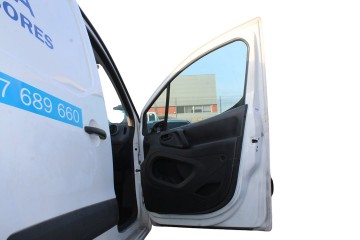 BLANCA PUERTA DELANTERA DERECHA CITROEN BERLINGO COMBI X 2015 BLANCA 212950 CITROEN - 1