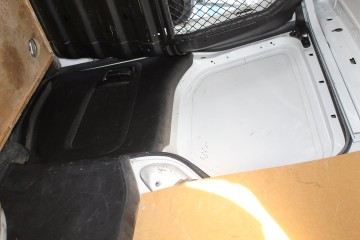 BLANCA PUERTA LATERAL CORREDERA DERECHA CITROEN BERLINGO COMBI X 2015 BLANCA 212952 CITROEN - 2