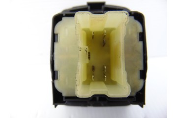 254110431R MANDO ELEVALUNAS DELANTERO IZQUIERDO RENAULT KANGOO II (F/KW0) Profesional 2015 254110431R 188770 RENAULT - 2