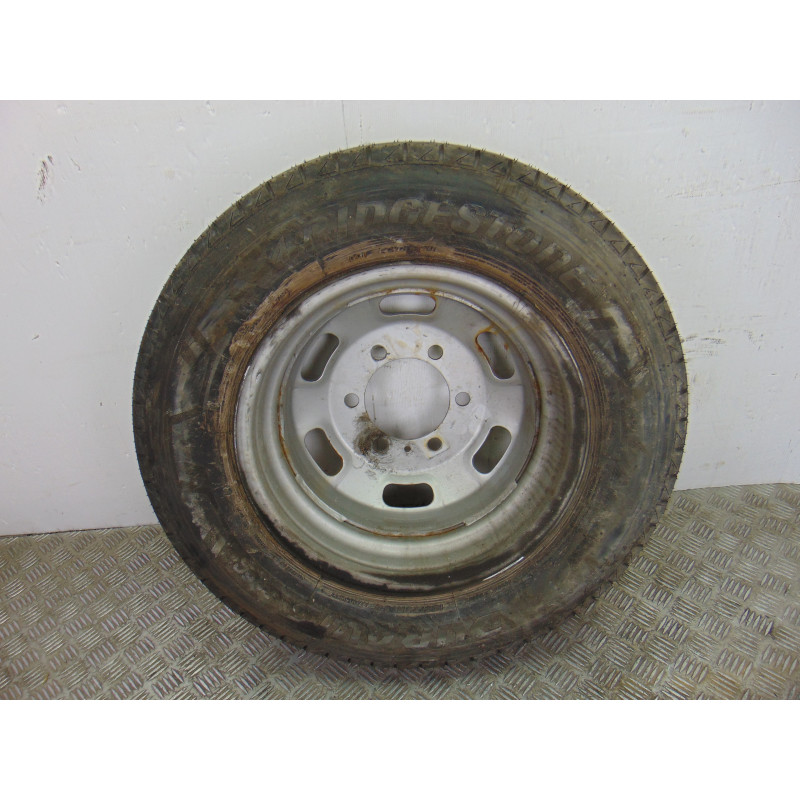 R16 LLANTA IVECO DAILY FURGÓN Caja cerrada 45C... batalla 3000 2019 R16 200463 IVECO - 1