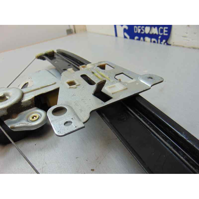 2 PIN ELEVALUNAS TRASERO IZQUIERDO VOLVO V70 FAMILIAR D 5 Tracción total 2003 2 PIN 176553 VOLVO - 2