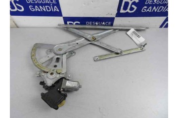 997250-103 ELEVALUNAS TRASERO DERECHO TOYOTA COROLLA VERSO (R1) 2.2 D-4D Sol 2008 997250-103 157289 TOYOTA - 1