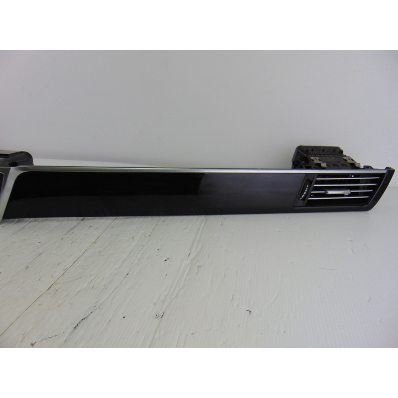 REJILLA AIREADORA MERCEDES-BENZ CLASE E (BM 212) LIM.