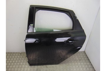 NEGRA PUERTA TRASERA IZQUIERDA FORD FOCUS BERLINA (CB8) Trend 2011 NEGRA 201526 FORD - 1
