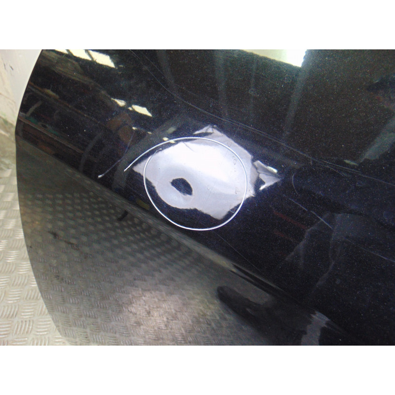 NEGRA PUERTA TRASERA IZQUIERDA FORD FOCUS BERLINA (CB8)