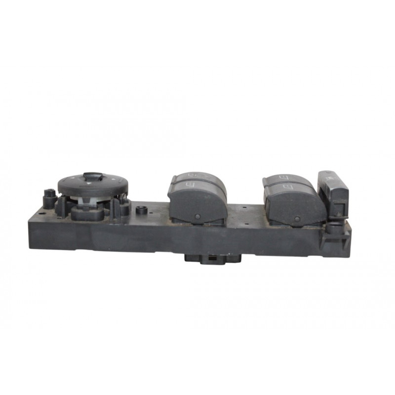 3M5T14A132AF MANDO ELEVALUNAS DELANTERO IZQUIERDO FORD FOCUS BERLINA (CAP) Trend 2005 3M5T14A132AF 213437 FORD - 3