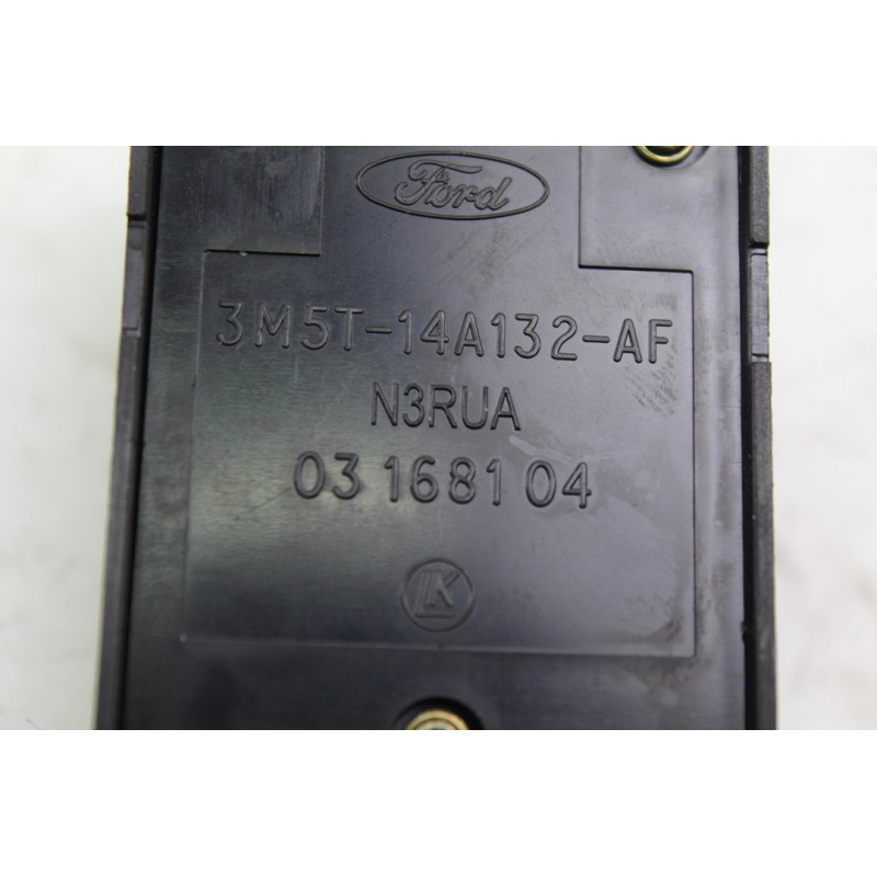 3M5T14A132AF MANDO ELEVALUNAS DELANTERO IZQUIERDO FORD FOCUS BERLINA (CAP) Trend 2005 3M5T14A132AF 213437 FORD - 4