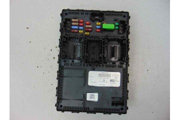 JU5T-15604-MCE  CAJA RELES / FUSIBLES FORD KA+ (CDU) Ultimate 2019 JU5T-15604-MCE 178096 FORD - 1